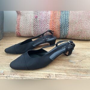 Vaneli aliz black sling back pump size 9 like new